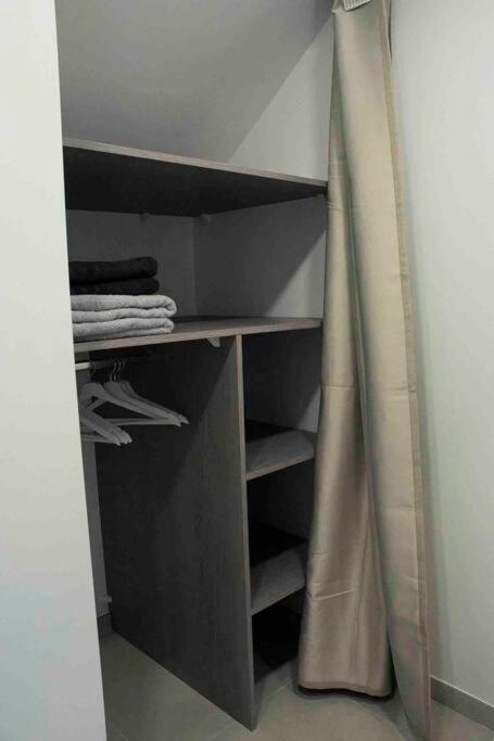 Appartement 5Min Aeroport Cdg 勒梅尼尔阿姆洛 外观 照片